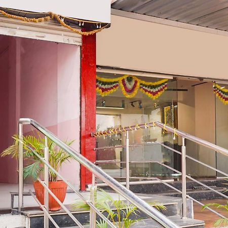 Super Collection O Chandan Nagar Kharadi Formerly Kharadi Inn Pune Exteriör bild